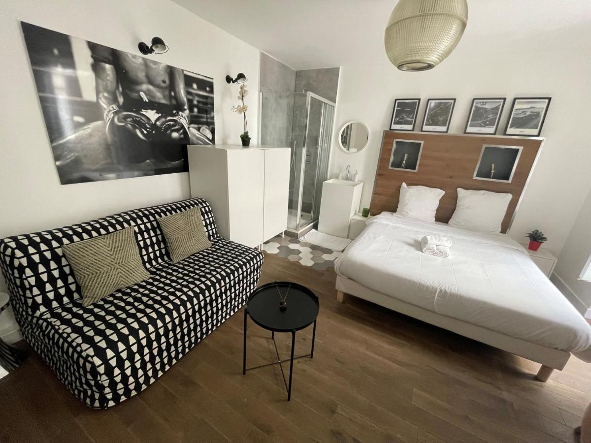 Studio De Charme Proche Tour Eiffel Et Rue Cler Apartment Paris Ngoại thất bức ảnh